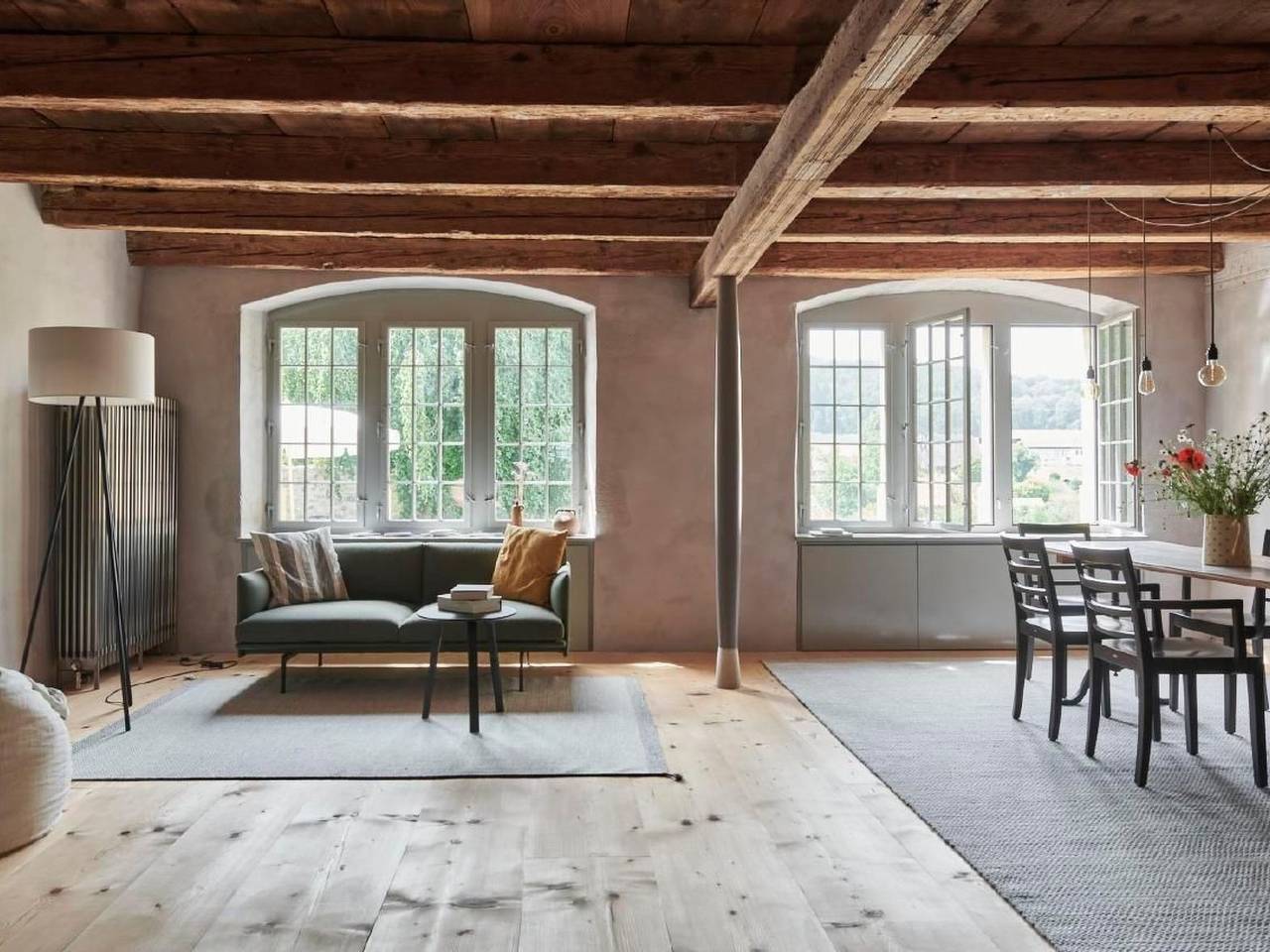 Ganze Wohnung, Schlossgut Münchenwiler - Wohnung unten in Drei-Seen-Land