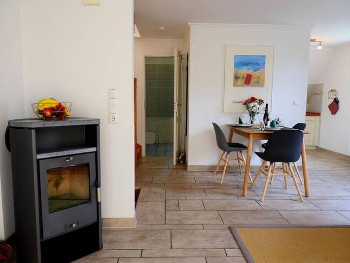 Ganze Wohnung, Moderne 2-Zimmer-Wohnung im Friesenstil mit Balkon in Wenningstedt in Nordfriesische Inseln (Schleswig-Holstein) (Schleswig-Holstein), Wenningstedt