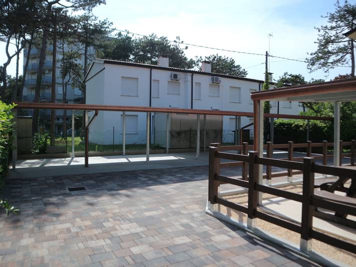 Ferienwohnung für 4 Personen, mit Garten in Lignano Pineta - 2