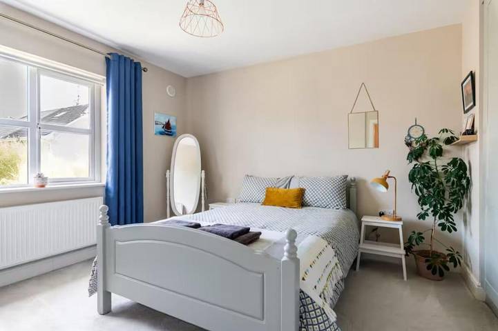 Gîte pour 2 personnes, avec jardin à Oranmore