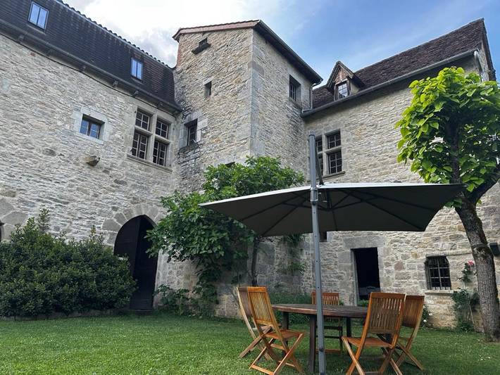 Location de vacances pour 4 personnes, avec Terrasse ainsi que Jardin et Vue à Brengues - 2