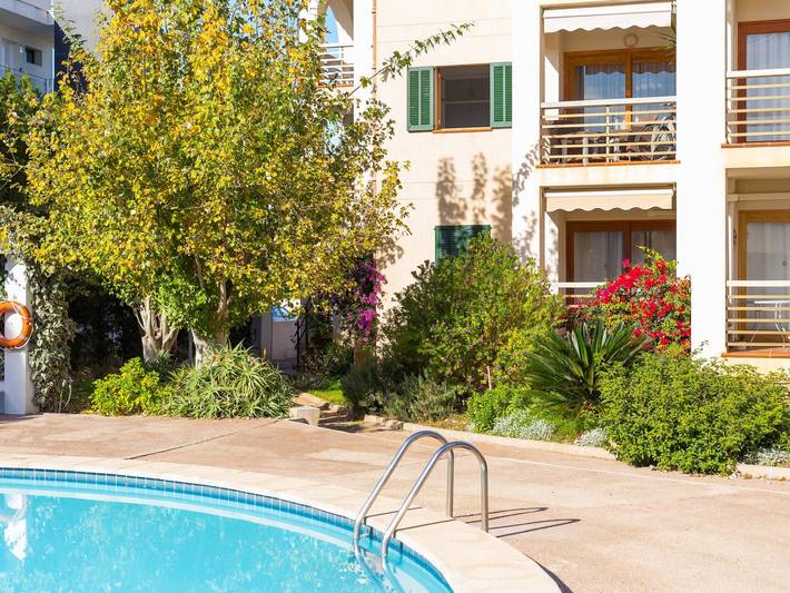 Apartamento para 4 personas, con piscina y jardín, Familias con niños en Puerto de Pollensa