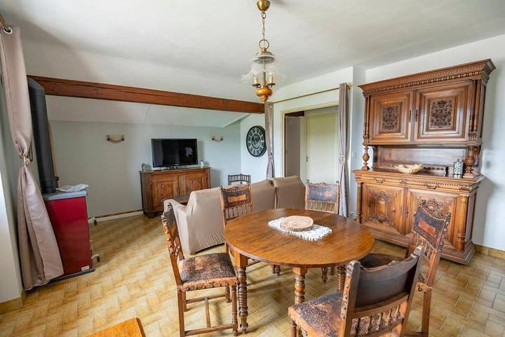 Gîte pour 4 personnes, avec Vue à Lavans-lès-Saint-Claude