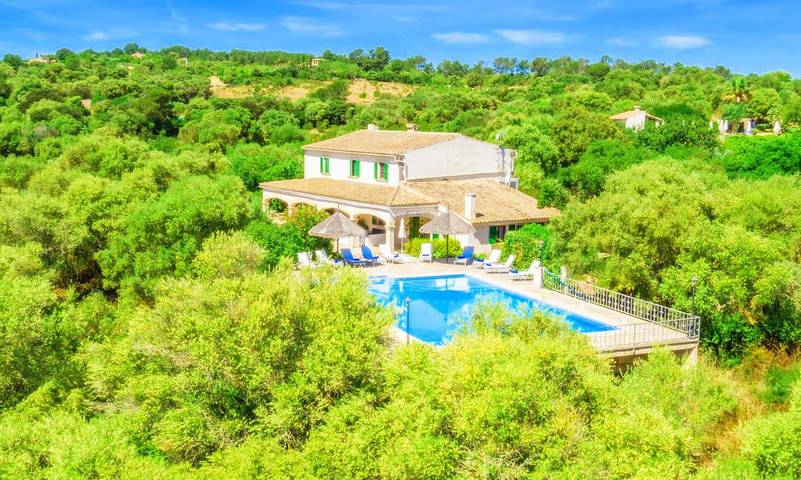 Villa pour 10 personnes, avec jardin et piscine, adapté aux familles à Petra - 2