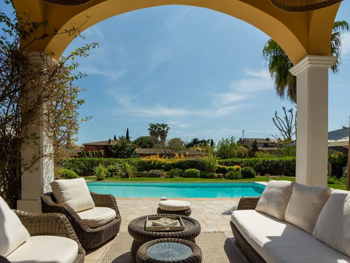 Ferienhaus für 8 Personen, mit Terrasse und Garten in Grimaud - 4