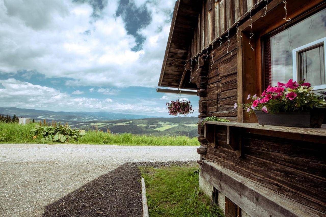 Three-Bedroom Chalet in Hirschegg-Pack, Steirerland