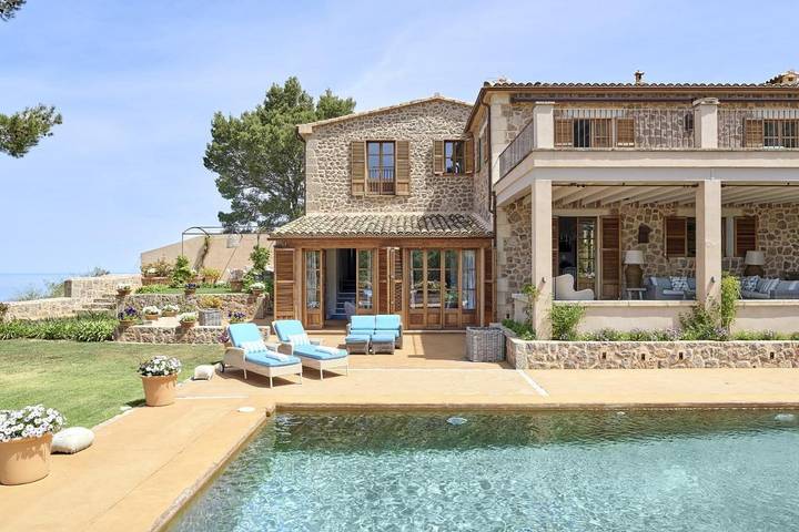 Villa pour 8 personnes, avec Terrasse et Jardin ainsi que Piscine et Vue à Deià