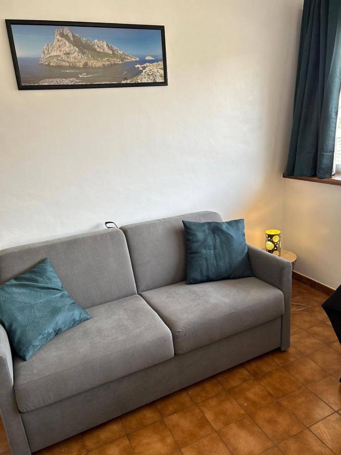 Gîte pour 2 personnes, avec vue dans Casino De Cassis - 2