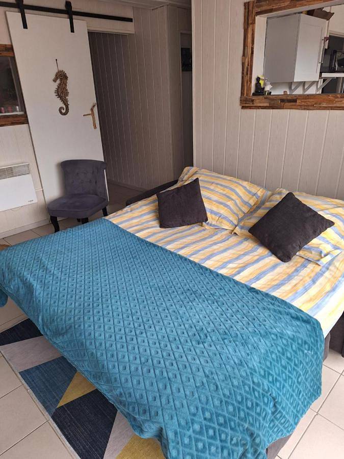 Appartement entier, One-Bedroom Apartment in Jarjayes, Région de Gap