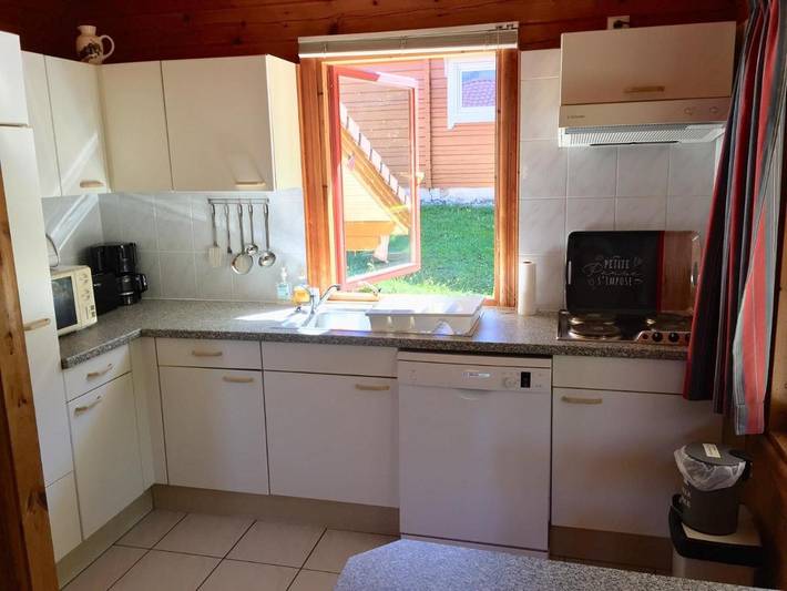 Gîte pour 6 personnes, avec vue et bassin pour enfant ainsi que piscine et jardin à Mauroux - 3