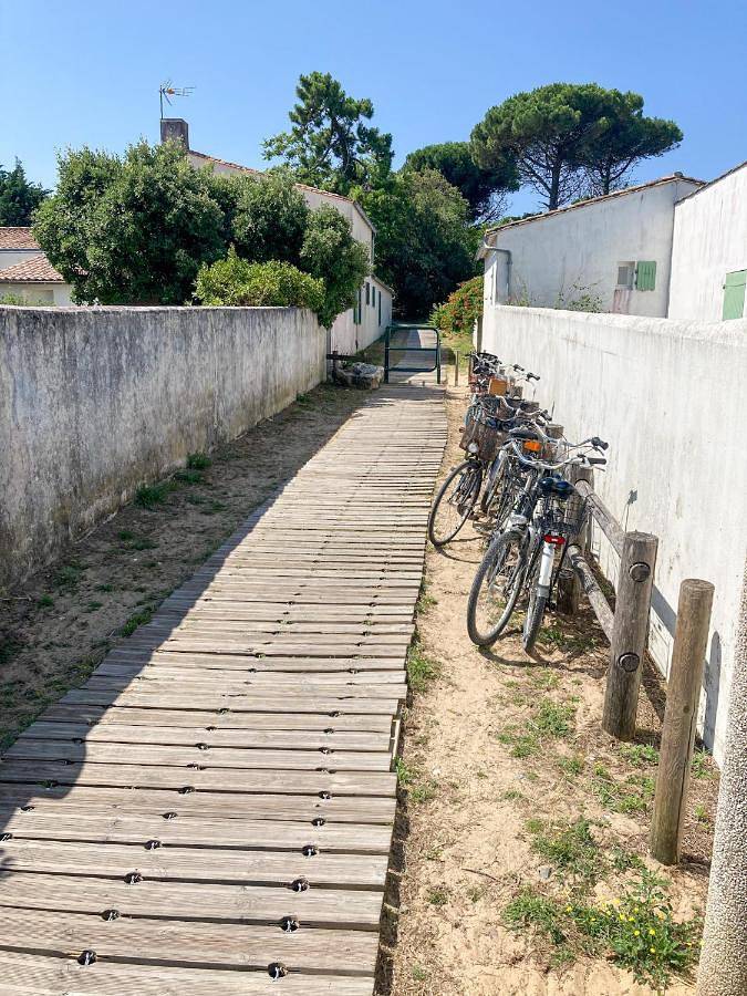 Chambre d’hôte pour 2 personnes, avec jardin à La Couarde-sur-Mer - 2