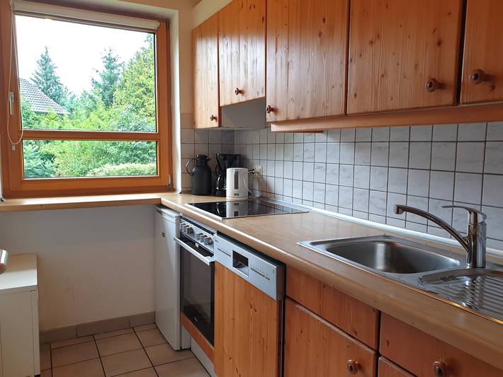 Ferienhaus für 8 Personen, mit Terrasse und Garten, kinderfreundlich in Nieheim - 4