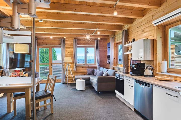 Hütte für 2 Personen, mit Balkon und Whirlpool sowie Garten in Mauth