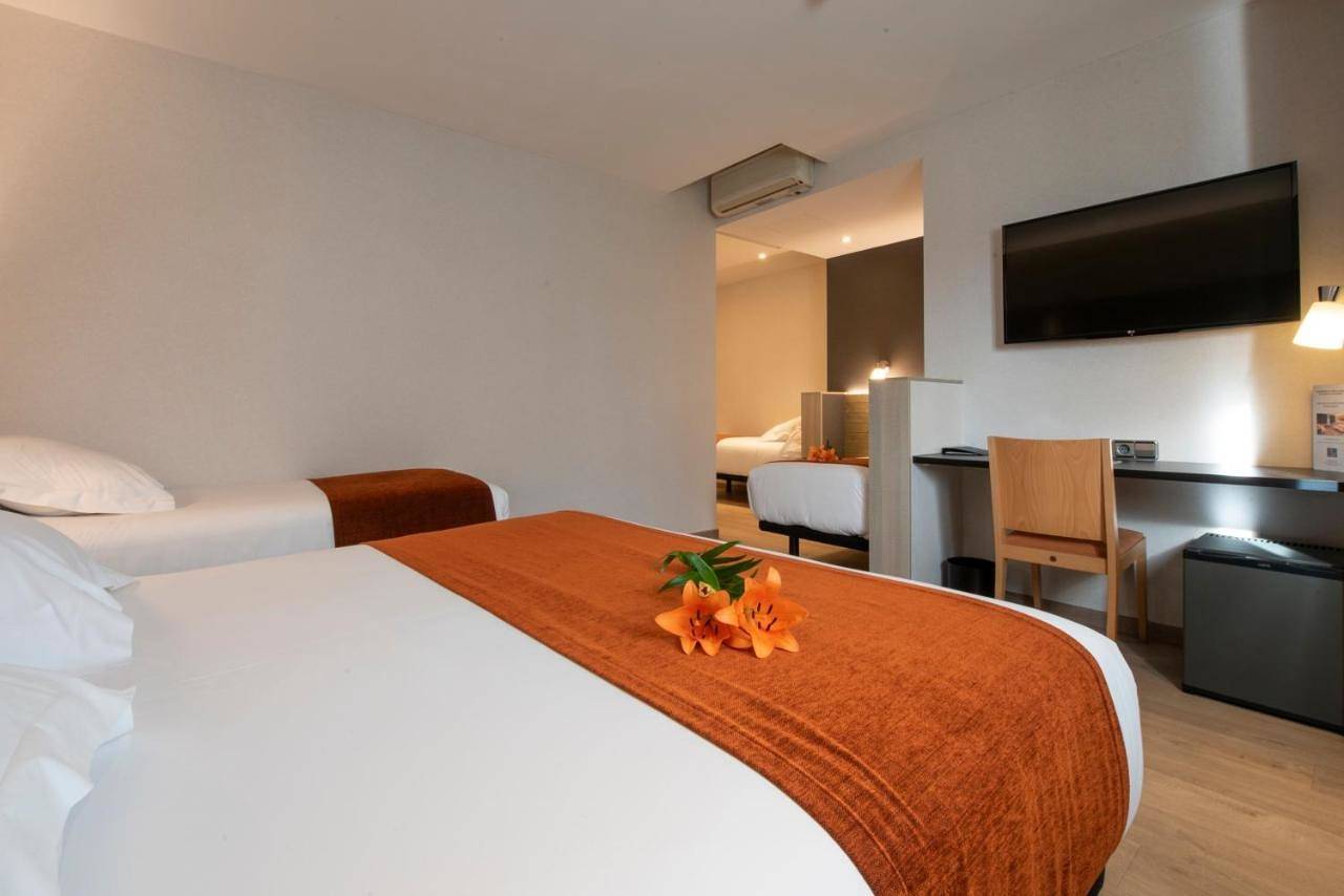 Hotel para 2 pessoas com jacuzzi in Corunha, Costa de Galicia