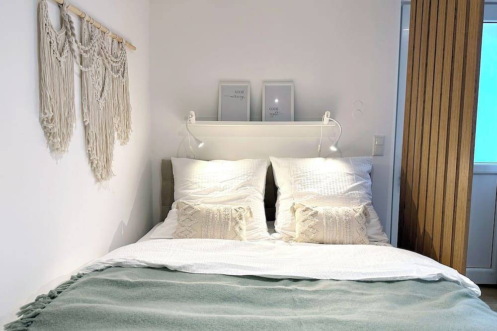 Apartamento entero, 2 room ambient apartment with queen-size bed, bunk bed & sofa bed near the Alster in Hamburg Barmbek, Hamburgo