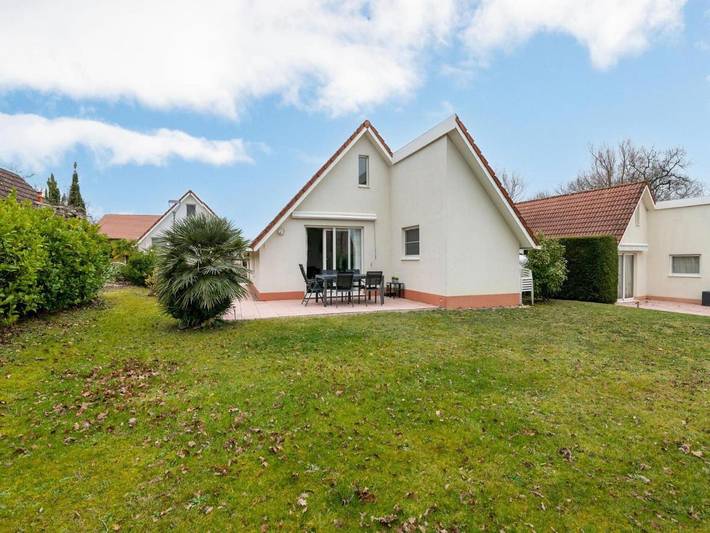 Location de vacances pour 6 personnes, avec piscine ainsi que terrasse et jardin à Daumazan-sur-Arize - 2