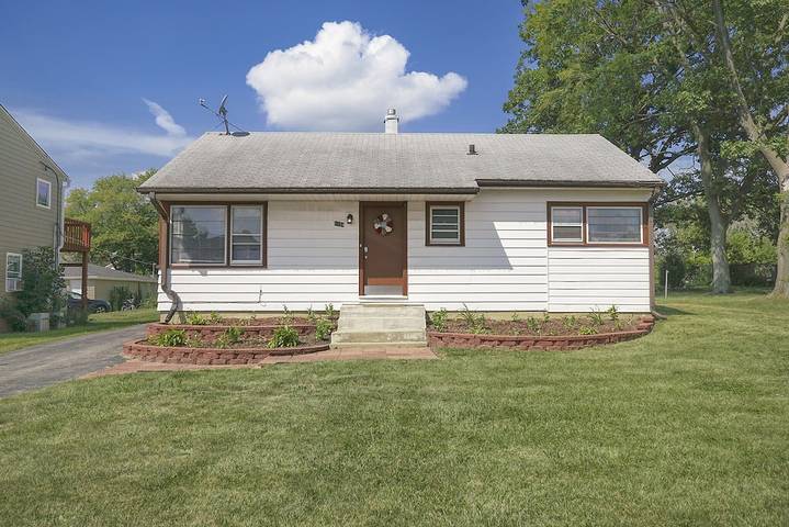 Location de vacances pour 8 personnes, avec jardin à Lombard - 4