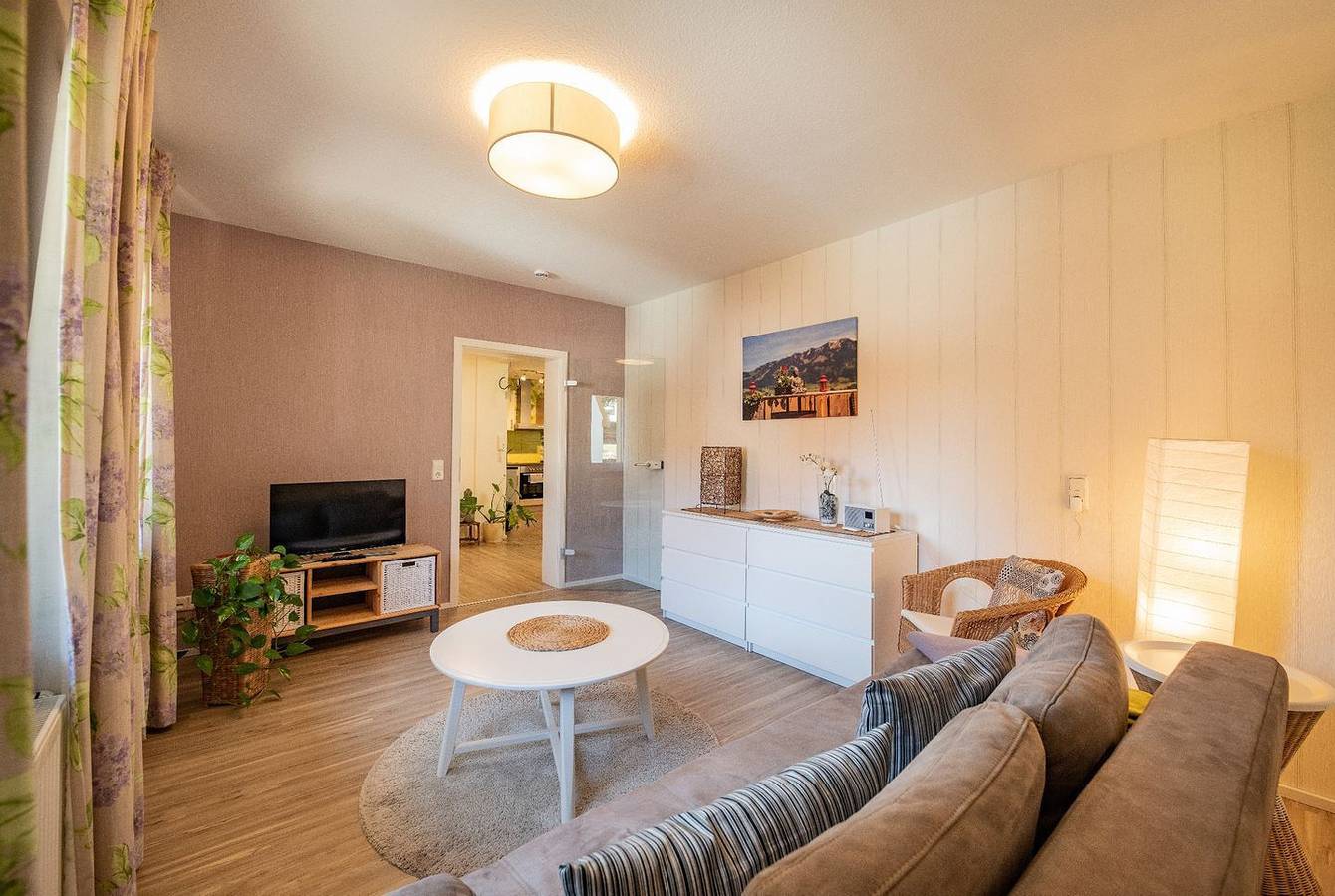 Ganze Wohnung, Frisch, fröhlich, harmonisch – Willkommen in der Ferienwohnung Balie in Bad Liebenstein, Rennsteig