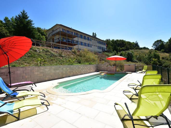 Ferienhaus in Luzy mit eingezäuntem Garten in Cuzy, Autun und Umgebung