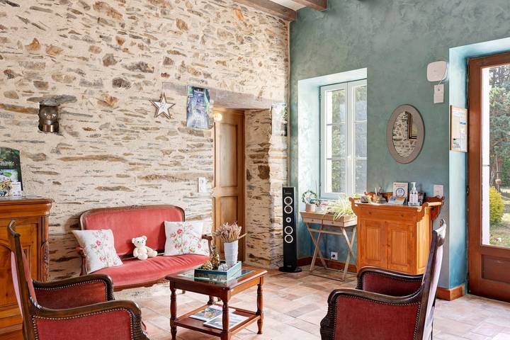 Chambre d’hôtes « Le Relais Des Hirondelles-Le Verger » avec Wi-Fi in Segré-en-Anjou-Bleu, Région de Segré