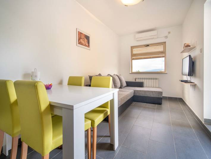 Ferienwohnung für 4 Personen, mit Terrasse in Senj - 2