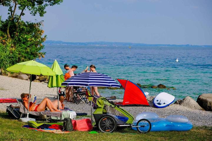 Camping für 5 Personen, mit Sauna und Whirlpool sowie Garten und Pool, kinderfreundlich in San Felice del Benaco - 4