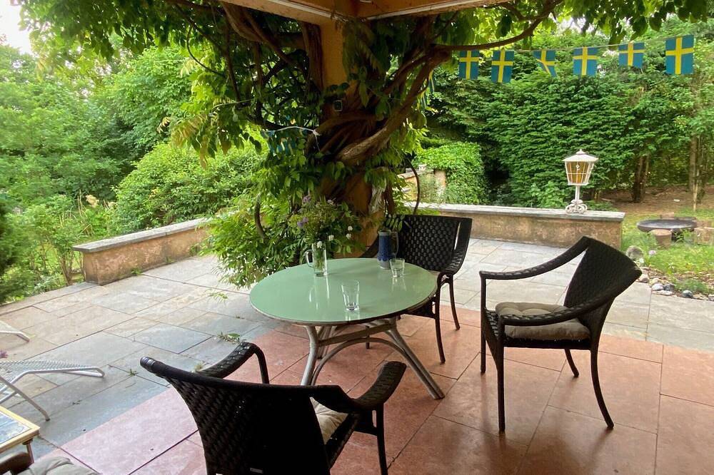 Hochwertige Villa am Starnberger See mit Pool in Starnberg, Starnberger See