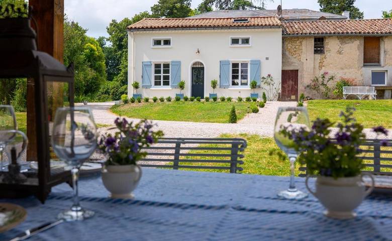 Maison de vacances pour 6 personnes, avec jardin ainsi que piscine et vue, animaux acceptés