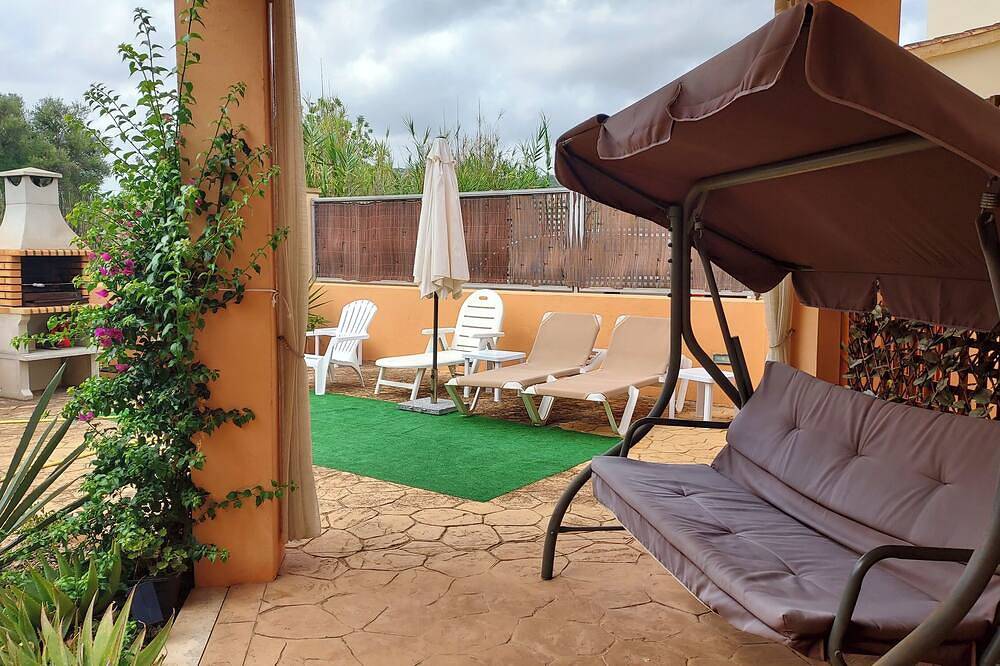 Casa Jazmin close to the beach with garden and Bbq, free Wifi in Cala Bona, Son Servera