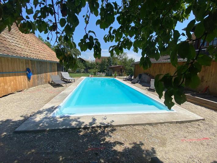 Gîte pour 7 personnes, avec Balcon et Terrasse ainsi que Jardin et Piscine dans Diebolsheim