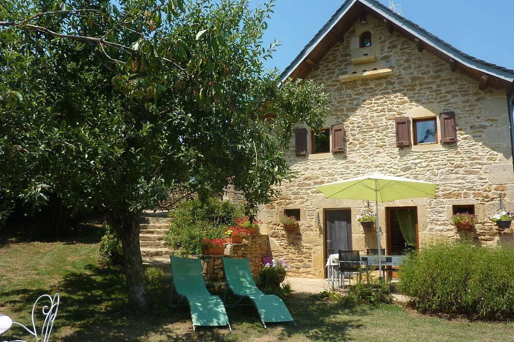 Le Pigeonnier Gite de Charme à la Campagne, au Calme in Palmas-d'Aveyron, Aveyron