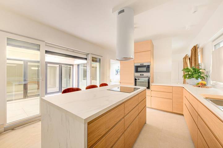 Gîte pour 10 personnes, avec terrasse à Colombes - 4