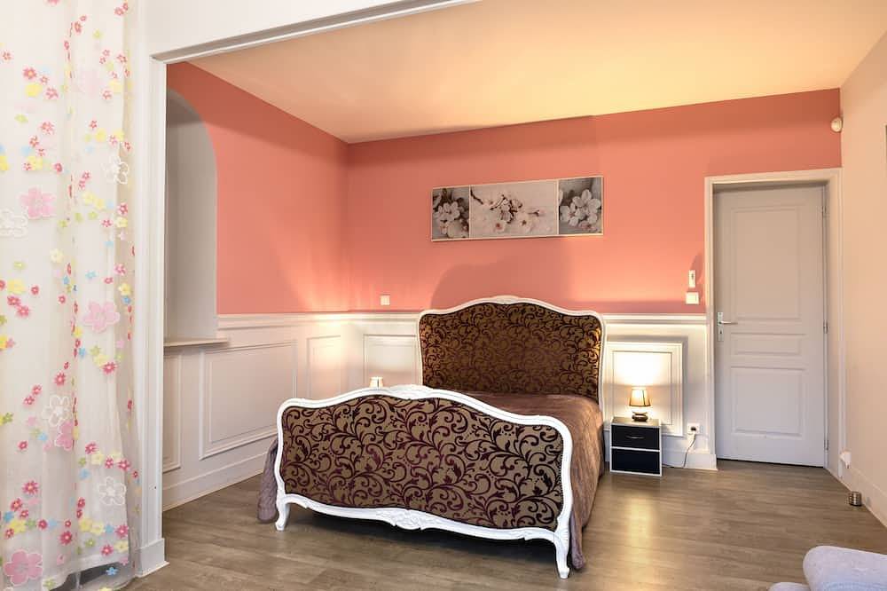 Luxury Villa Angouleme in Puymoyen, Charente