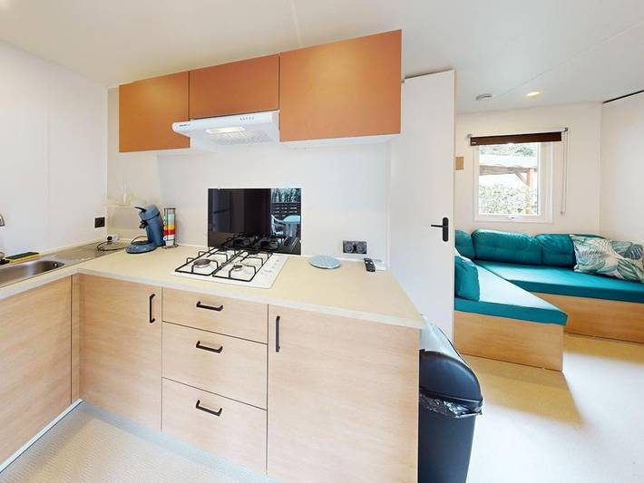 Camping pour 4 personnes, avec bassin pour enfant dans les Bouches-du-Rhône - 3