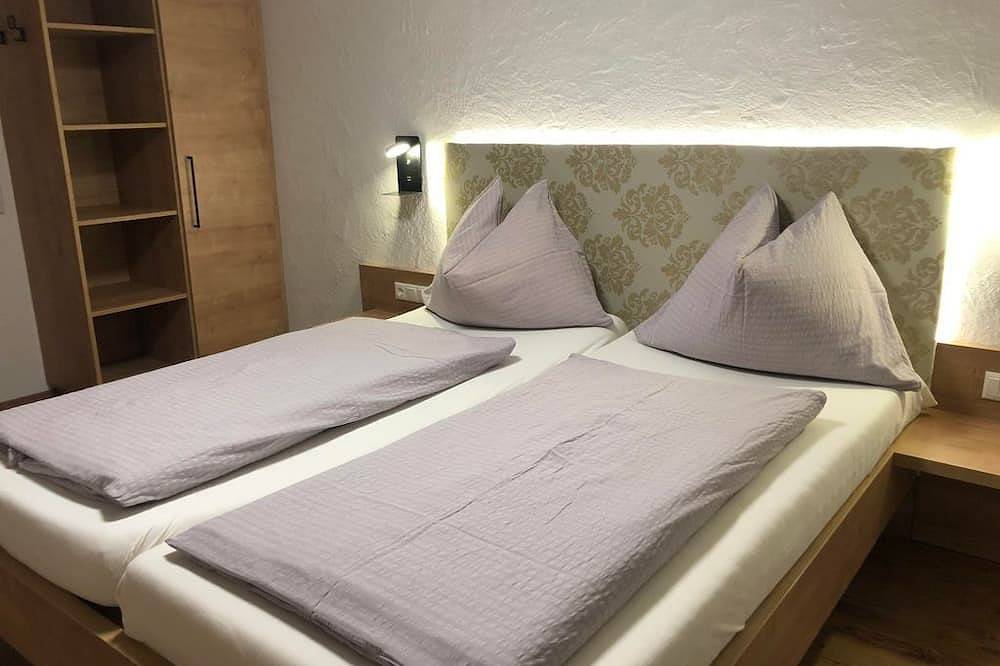 Doppelzimmer, Etagendusche/Etagen-Wc - Oberer Gollmitzer, Ferienhof in Heiligenblut, Bezirk Spittal an der Drau