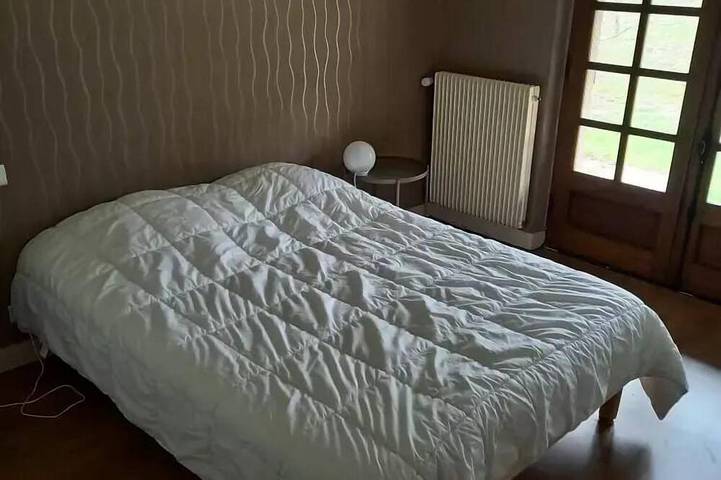 Location de vacances pour 13 personnes, avec sauna, animaux acceptés à Neuvy-sur-Barangeon - 2