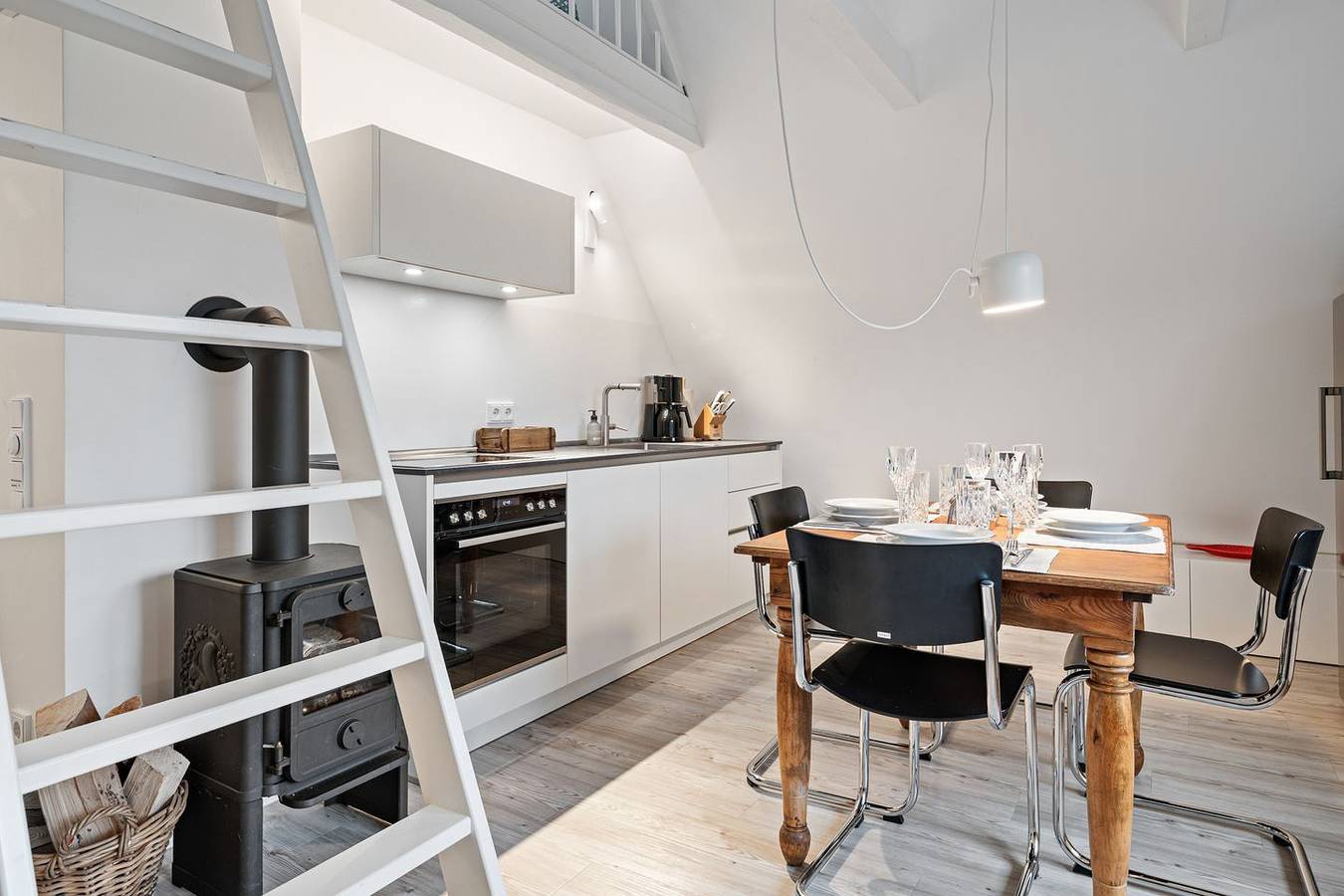 Ganze Wohnung, Sonnengold - wunderschöne Einliegerwohnung in zentraler Lage im Dorf in St. Peter-Ording, Eiderstedt
