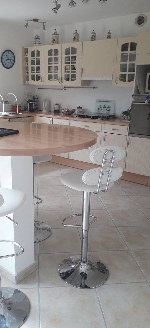 Gîte pour 4 personnes, avec terrasse et jardin à Combrit - 4