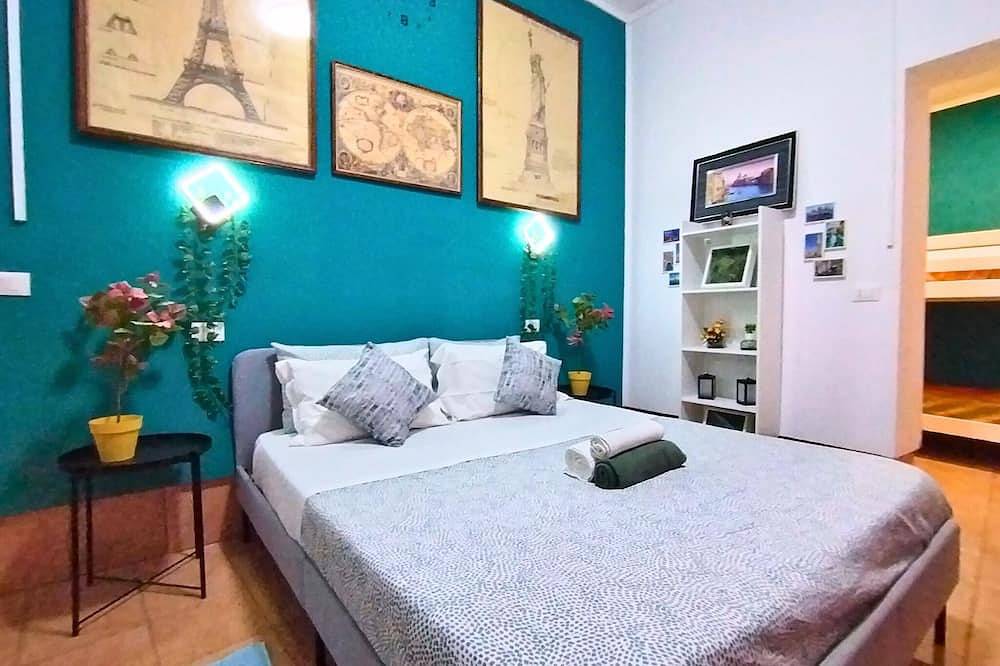 Charm Double Room Magnolia with private bathroom in Venecia, Provincia de Venezia
