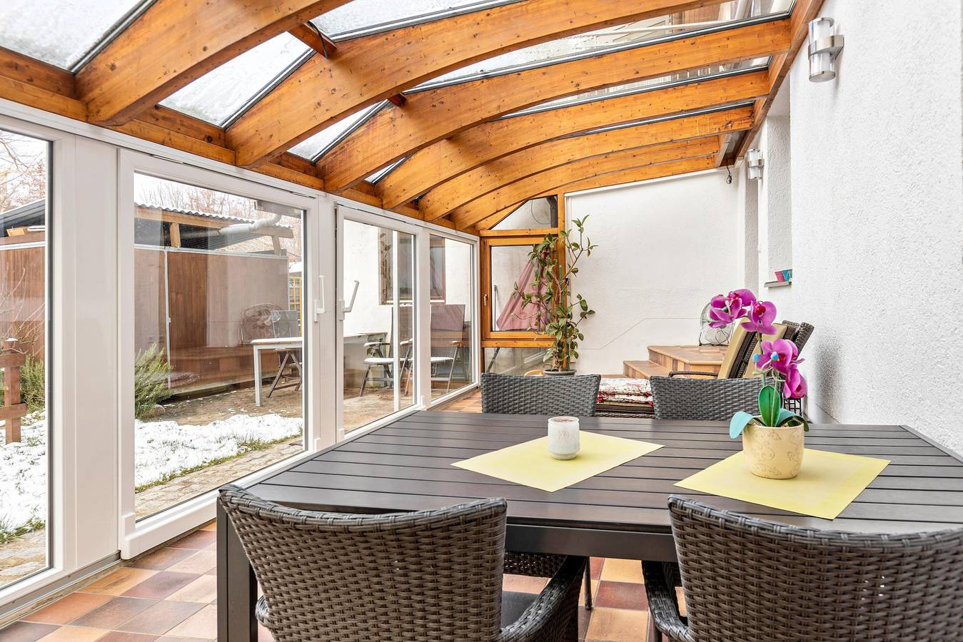 Entire apartment, Apartment 'Andrea' with Lake View, Private Terrace and Wi-Fi in Öhningen, Untersee