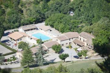 Gîte pour 6 personnes, avec piscine et terrasse, animaux acceptés à Condorcet