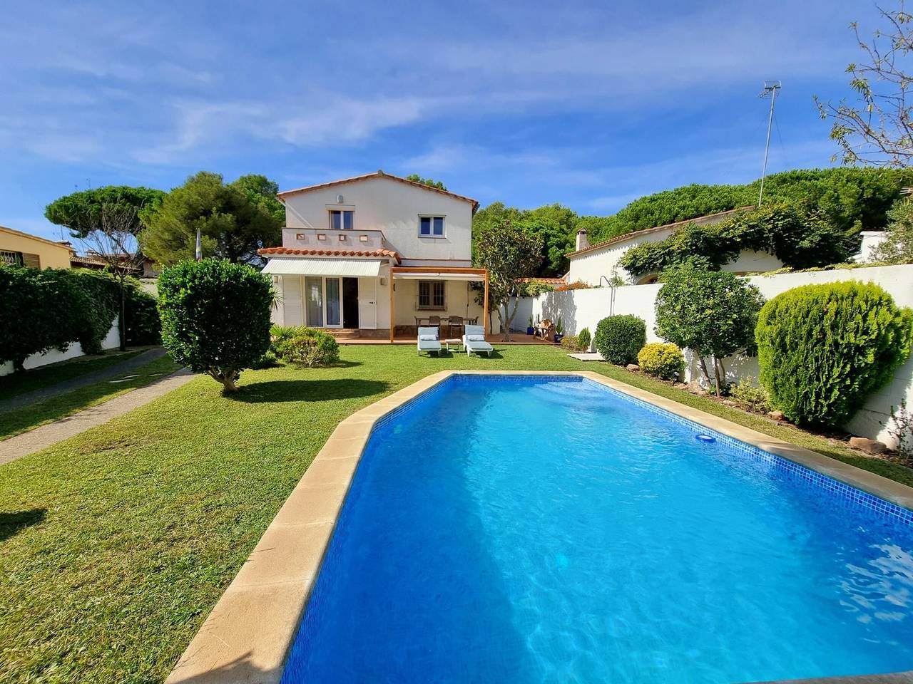 House in L'Escala with private pool and air conditioning, near beach in l'Escala, Upper Empordà