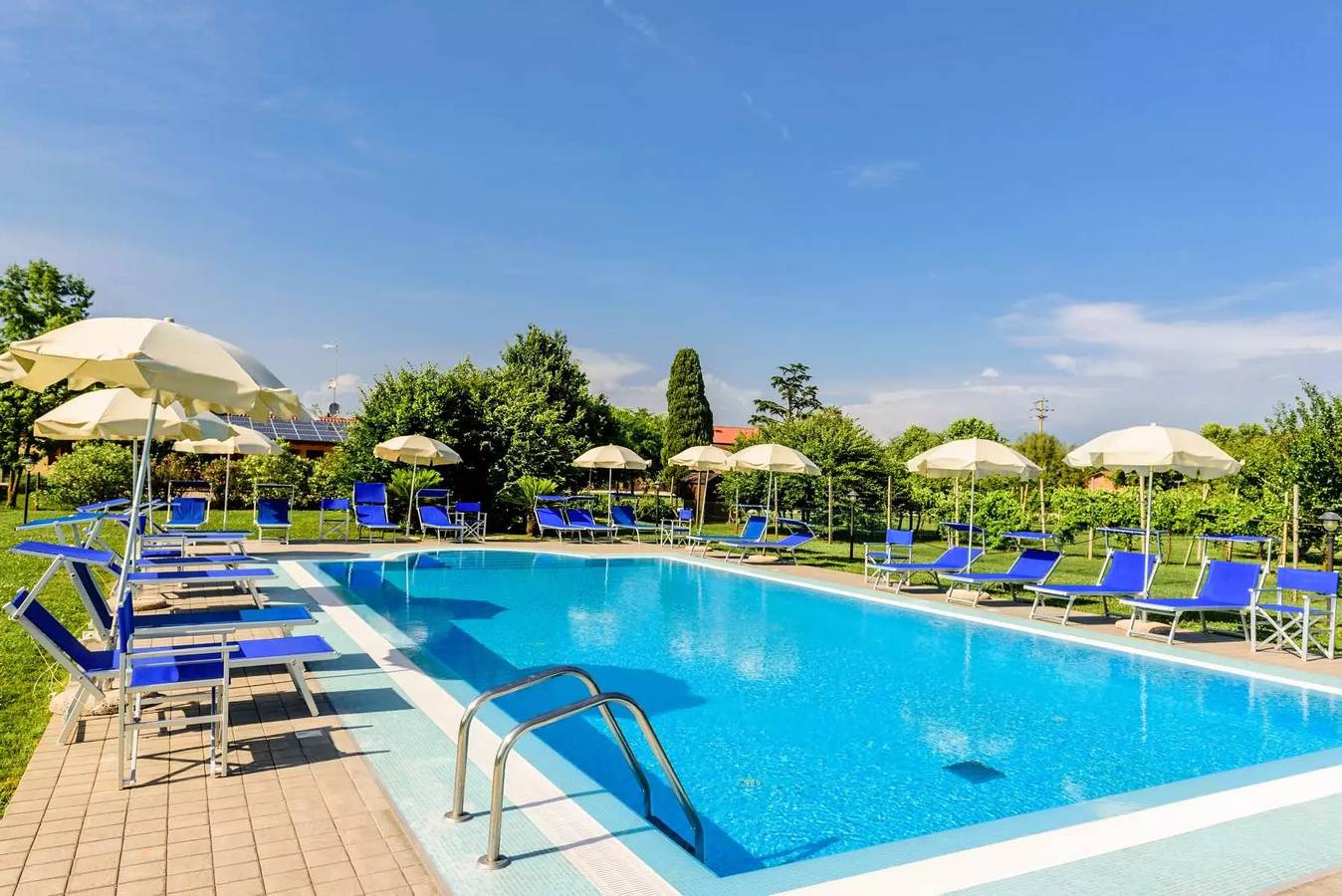 Appartamento intero, Appartamento Country Classic Garden 2 a 4 persone - 2 persone. incluso nel prezzo in Palazzolo dello Stella, Provincia d'Udine
