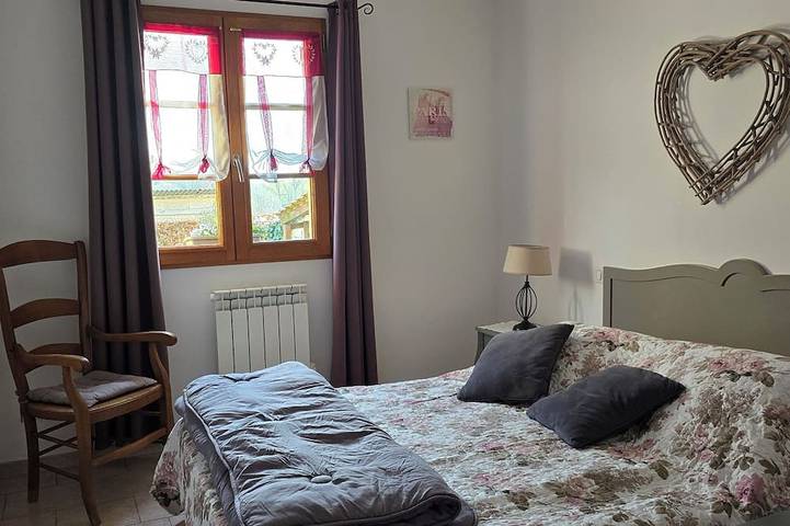 Location de vacances pour 6 personnes, avec jardin à Quesnoy-le-Montant - 2