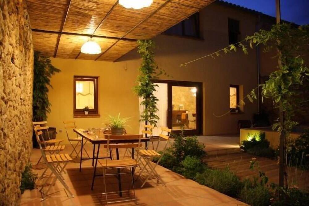 Ferienhaus Ca l´Helena für 8 personen. in Alt Penedès, Penedes DO