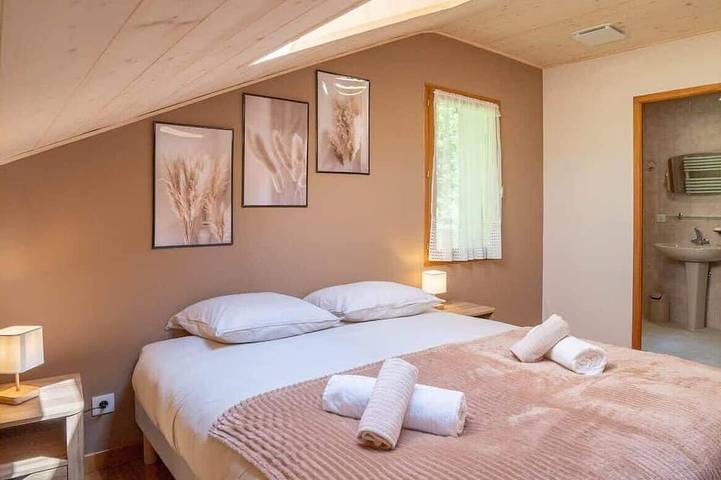 Gîte pour 12 personnes, avec balcon à Mont-Saxonnex - 2