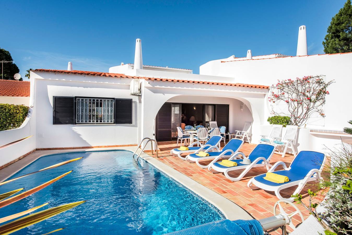 Villa "Mng Elliott 24" com piscina privada e Wi-Fi in Vale do Lobo, Almancil