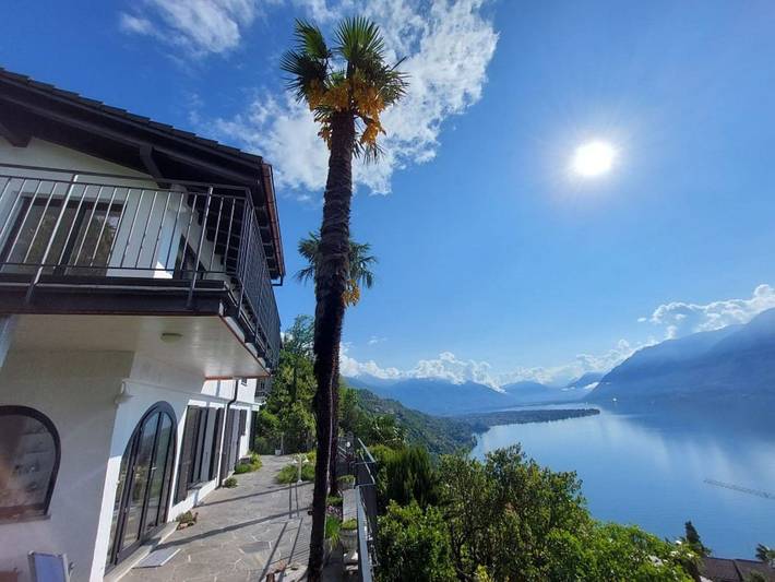Ferienhaus für 4 Personen, mit Garten und Seeblick sowie Terrasse und Ausblick - 1