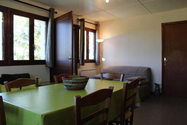 Location de vacances pour 4 personnes, avec jardin à Le Pompidou - 2