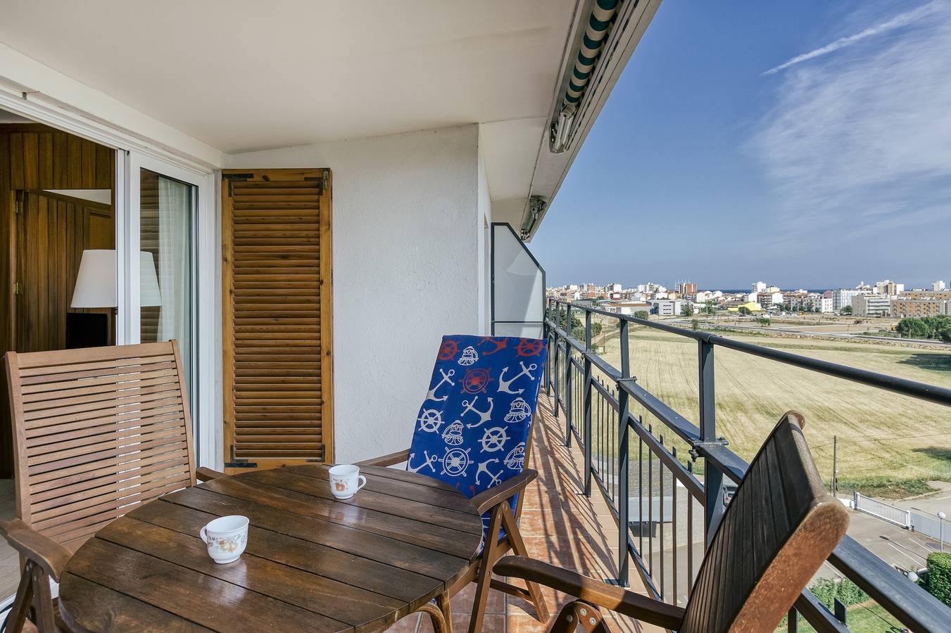Ganze Wohnung, Ferienwohnung 'Sant Antoni' mit Meerblick, Gemeinschaftspool und Wlan in Sant Antoni de Calonge, Calonge